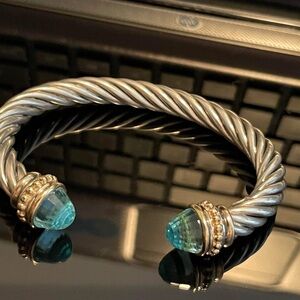 SOLD ✅SOLD SOLD SOLD Sterling vintage twisted bangle aquamarine